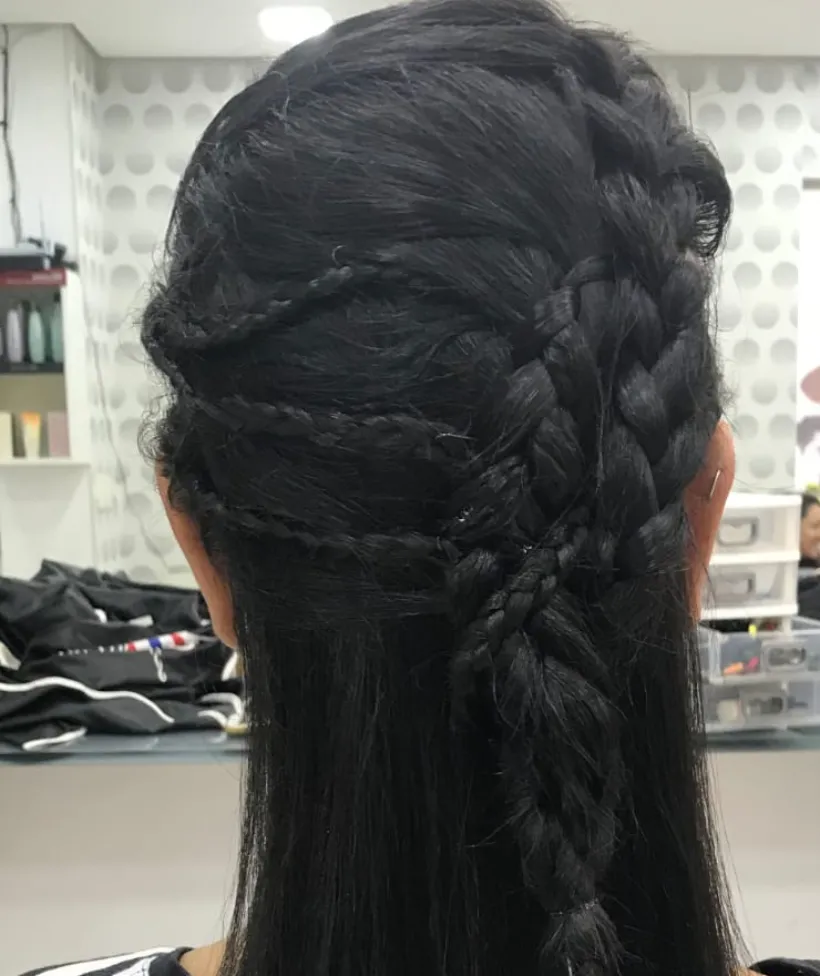Tranças feitas à mão na Fluir